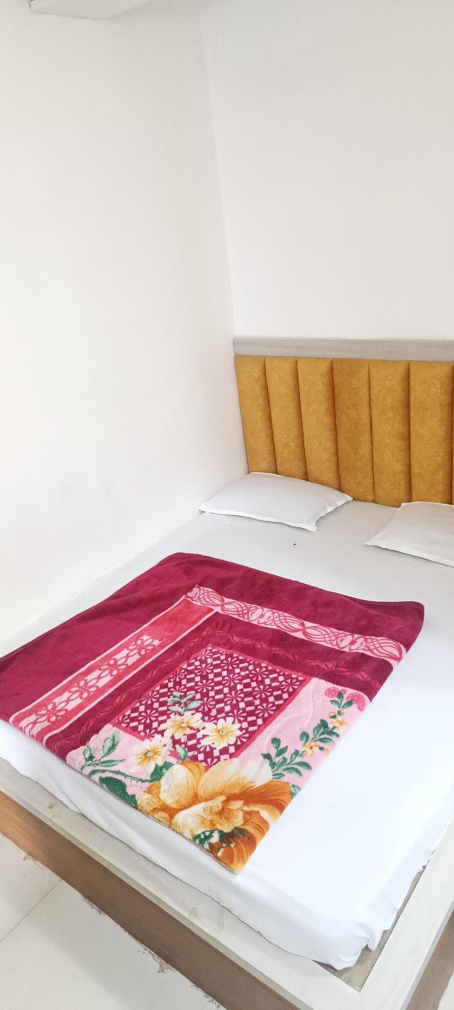 Royal Raj Palace 乌贾因 外观 照片